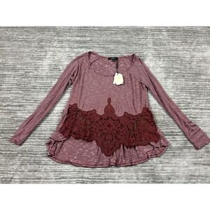 LDLA Top Womens L Burgundy Striped Lace Applique Peplum Back Long Sleeve